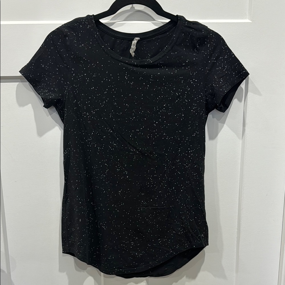 Lululemon Tshirt